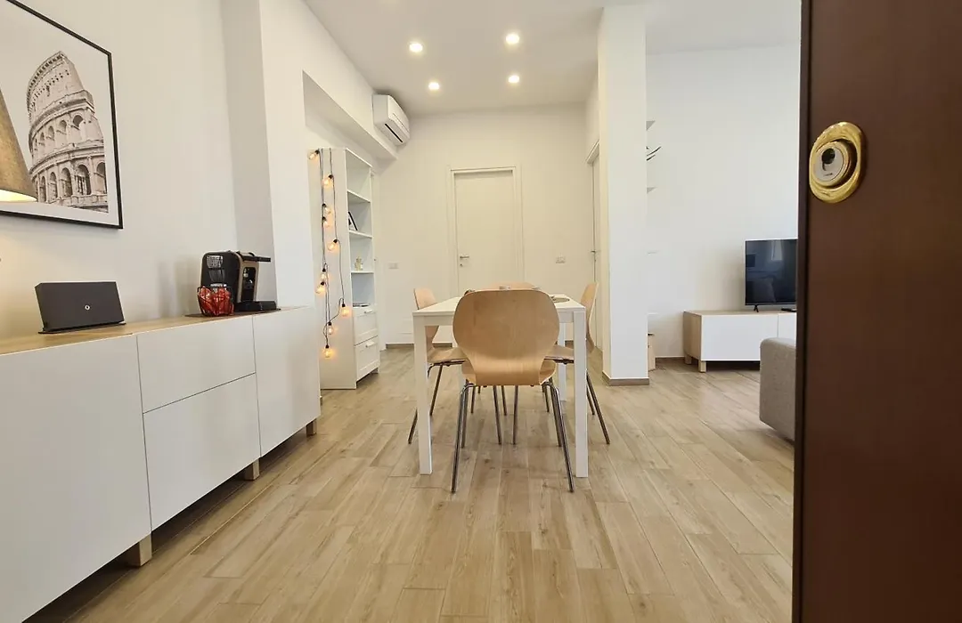 Loverhome Apartment 14-1